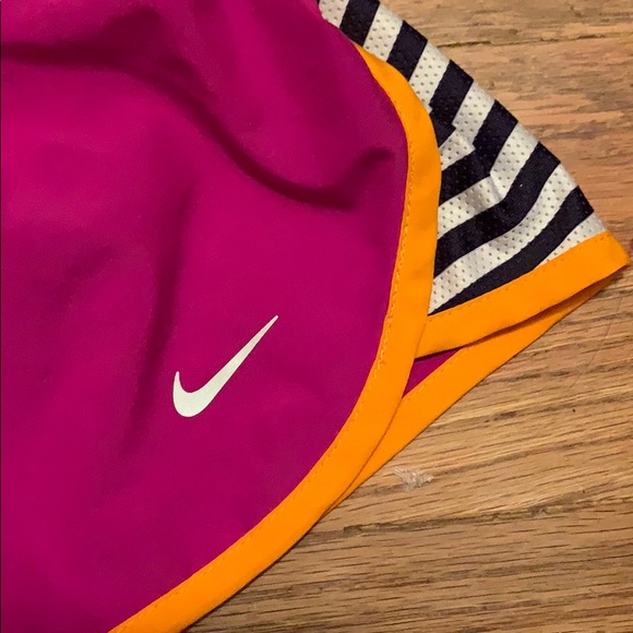 Nike running athletic shorts medium - Picture 2 of 5